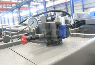 液压体系.jpg 液压体系.jpg