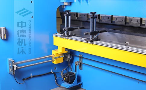 ZDPK-6325高精度滚珠丝杆后档料布局,可调式档指,手摇起落,可顺应差别模具;横梁双线轨设想,零游隙.jpg ZDPK-6325高精度滚珠丝杆后档料布局,可调式档指,手摇起落,可顺应差别模具;横梁双线轨设想,零游隙.jpg